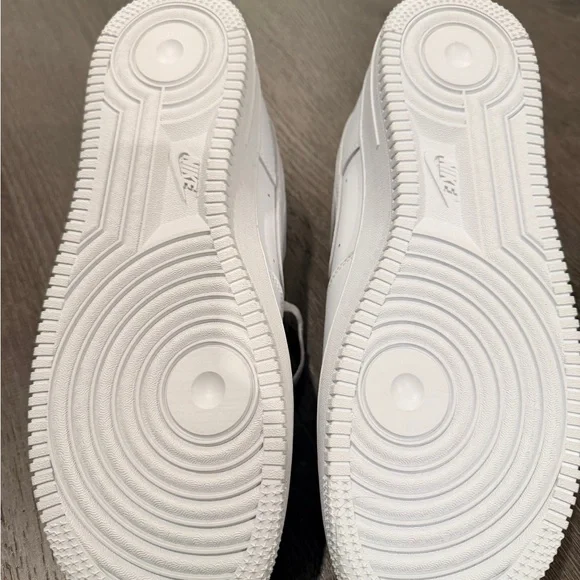 Nike Air Force One’s White Sneakers with Black Snake Pattern - Picture 4 of 4